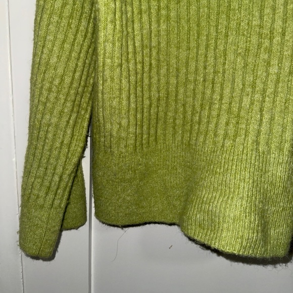 ZARA Like Green Ribbed Polo Collar Sweater - Picture 3 of 5